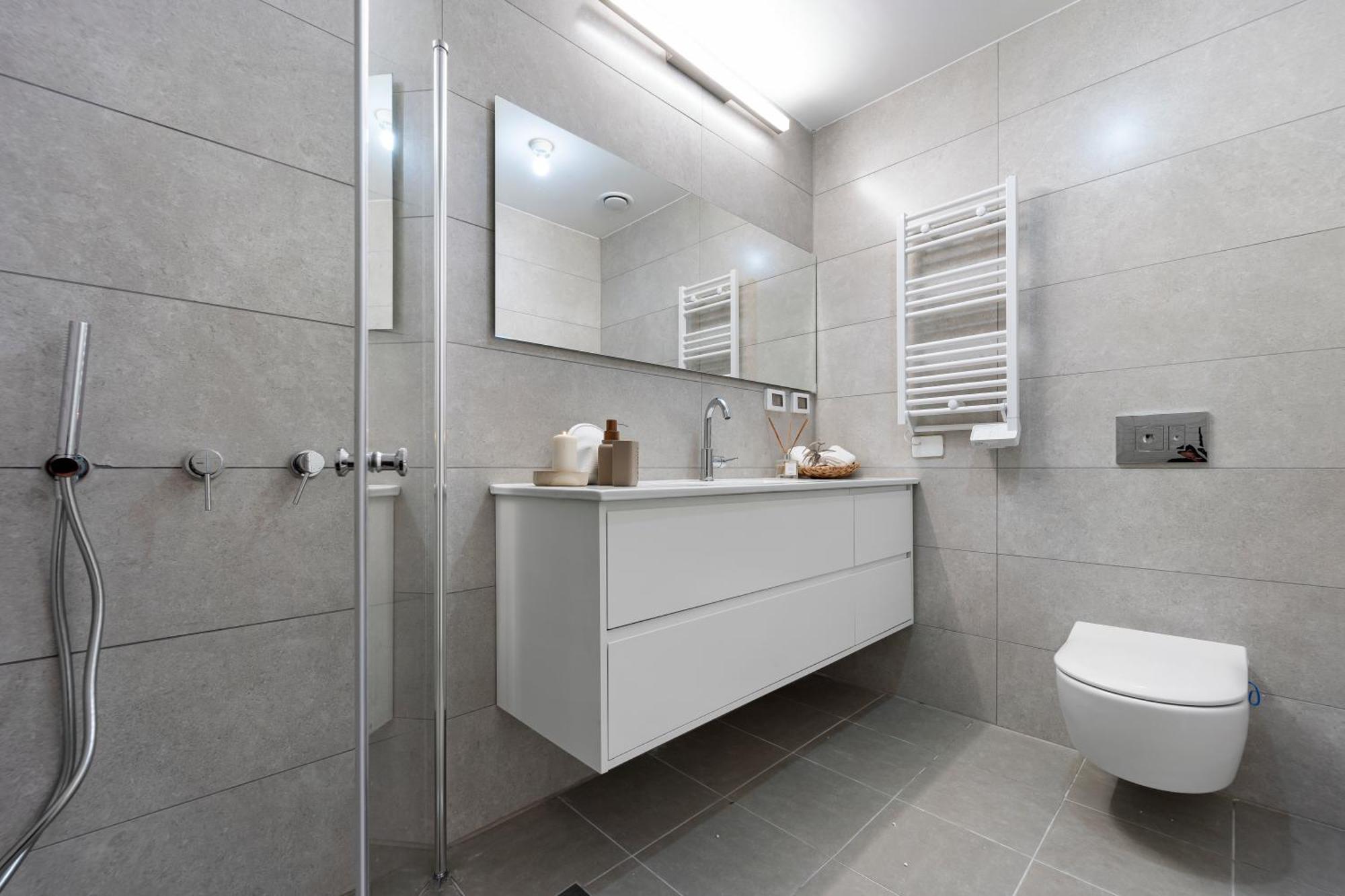 Luxury 2bdr In The Heart Of בית נופש